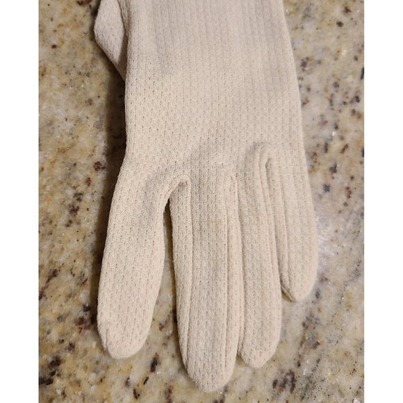 Vintage Size M Stretch Nylon Formal Beige 8" Gloves Pleated Fan Wrist Helanca - Picture 3 of 16